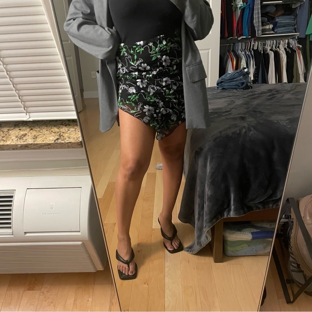 Danielle Guizio Black Floral Dreams Embroidered Skirt